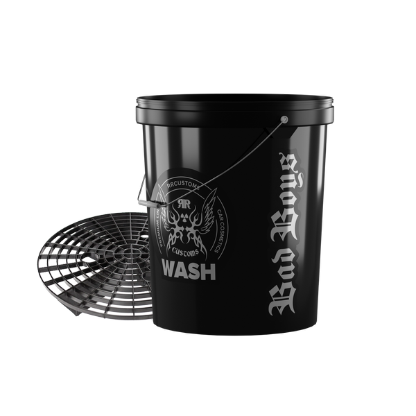 Black Detailing Bucket With Grit Guard WASH