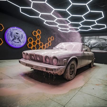 BadBoys Colored Show Foam Box