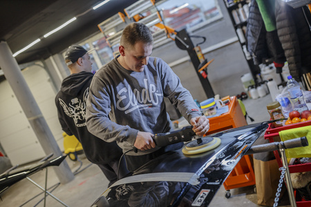 Group Training | Auto detailing 1 day - RRCustoms Training Center