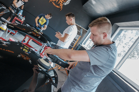 Group Training | Auto detailing 2 persons | 2 days - RRCustoms Training Center