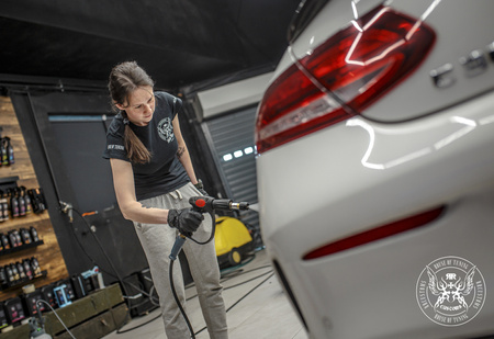 Group Training | Auto detailing 2 persons | 2 days - RRCustoms Training Center