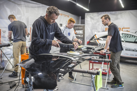 Group Training | Auto detailing 1 day - RRCustoms Training Center