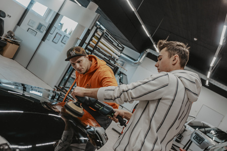 Group Training | Auto detailing 2 persons | 2 days - RRCustoms Training Center